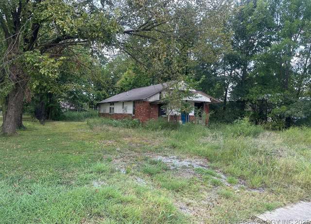 Property at 1412 Pennsylvania, Hartshorne, OK 74547, 2 beds, 1 bath