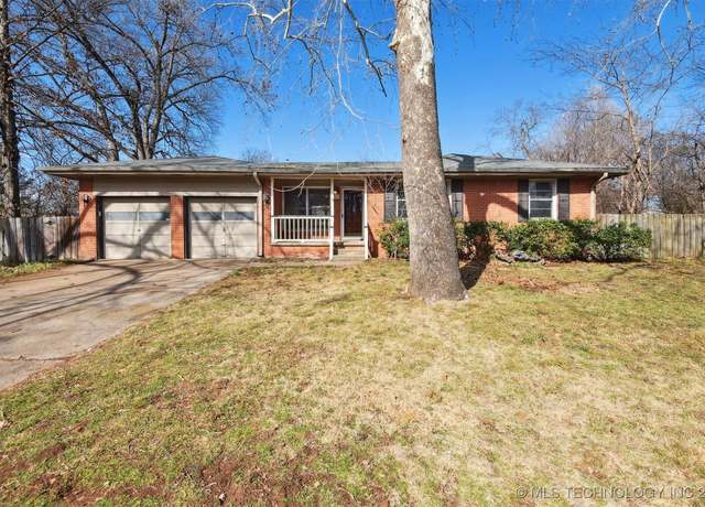 Property at 1507 E 55th St, Tulsa, OK 74105, 3 beds, 1 bath