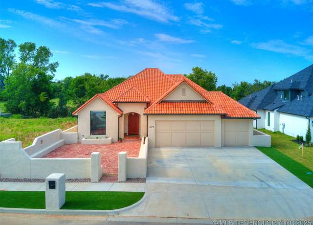 Property at 679 W 113th Ct S, Jenks, OK 74037, 3 beds, 2.5 baths