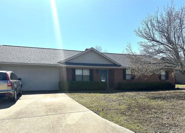 Property at 2705 Forrest Cir, Durant, OK 74701, 3 beds, 2 baths