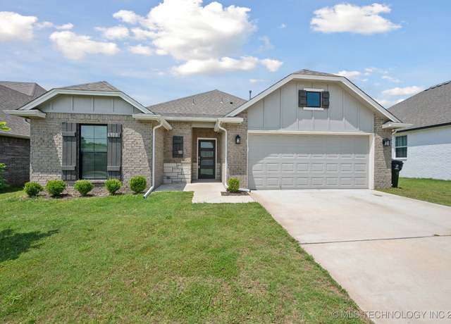 Property at 6900 S Elder Ave, Broken Arrow, OK 74011, 3 beds, 2 baths