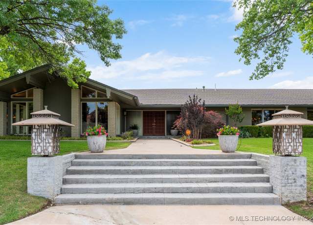 Property at 6232 S Jamestown Ave, Tulsa, OK 74136, 4 beds, 4.5 baths