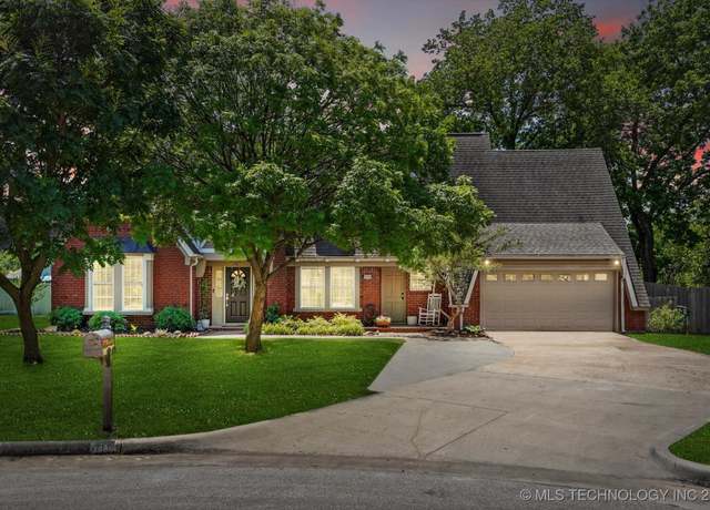 Property at 3606 E 70th Pl, Tulsa, OK 74136, 4 beds, 2.5 baths