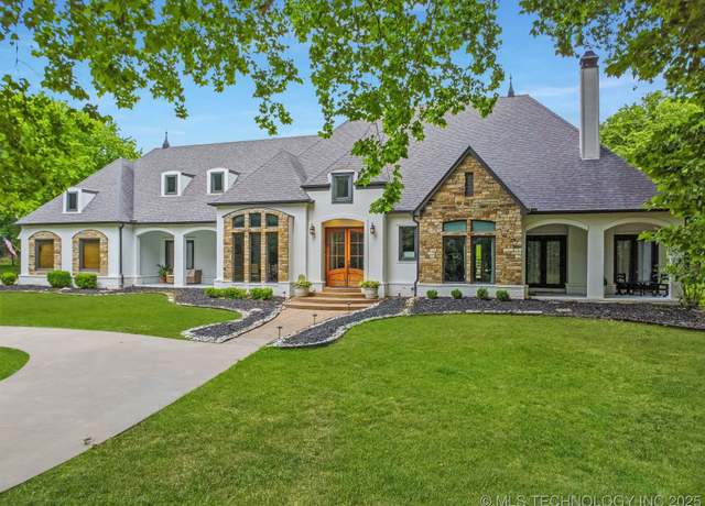 Property at 9914 S Garnett Rd, Broken Arrow, OK 74012, 5 beds, 4 baths