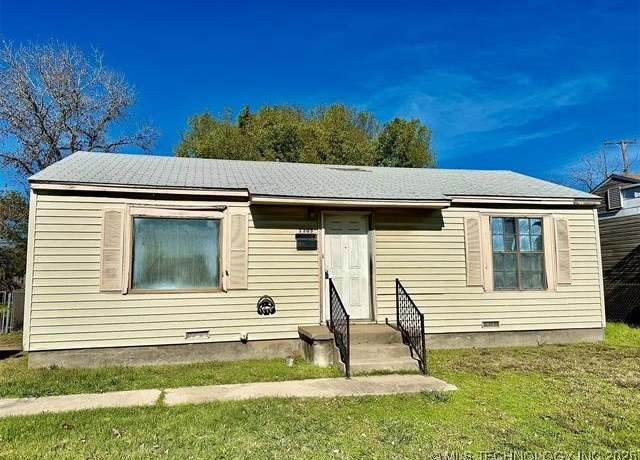 Property at 1305 7th Ave NW, Ardmore, OK 73401, 3 beds, 2 baths