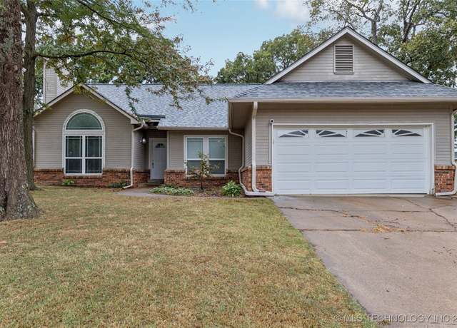 Property at 3422 Springtree Ln, Sand Springs, OK 74063, 3 beds, 2 baths