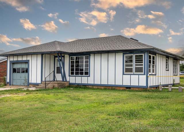 Property at 1603 E 2nd St, Sulphur, OK 73086, 2 beds, 1 bath