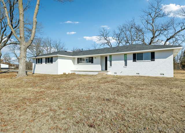 Property at 10541 Sahoma Lake Rd, Sapulpa, OK 74066, 3 beds, 2.5 baths
