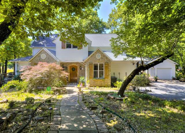 Property at 7555 River Ridge Rd, Muskogee, OK 74403, 4 beds, 2.5 baths