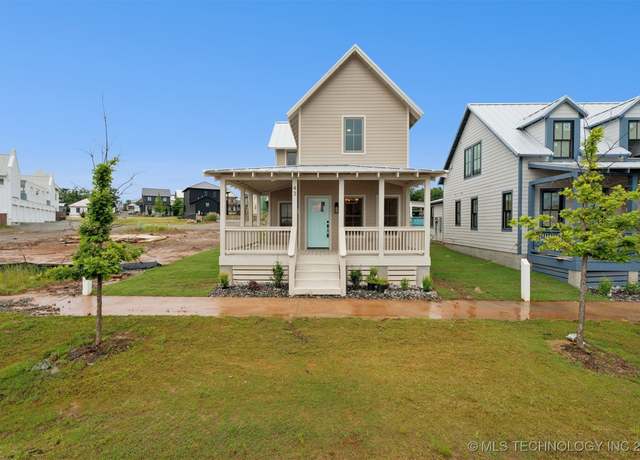 Property at 43 Lower Greenway, Carlton Landing, OK 74432, 3 beds, 2.5 baths
