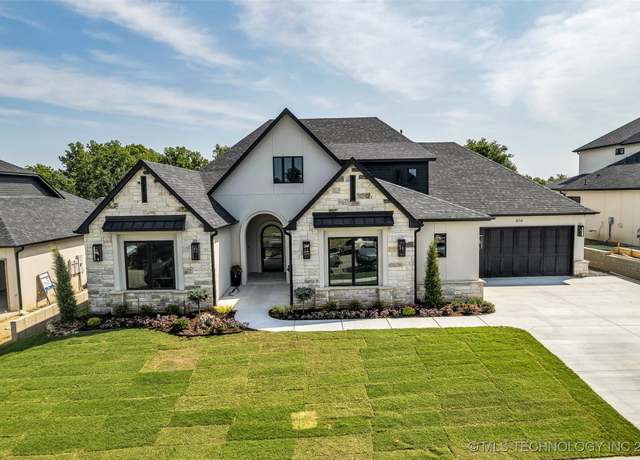 Property at 8116 E Elgin St, Broken Arrow, OK 74014, 4 beds, 4 baths