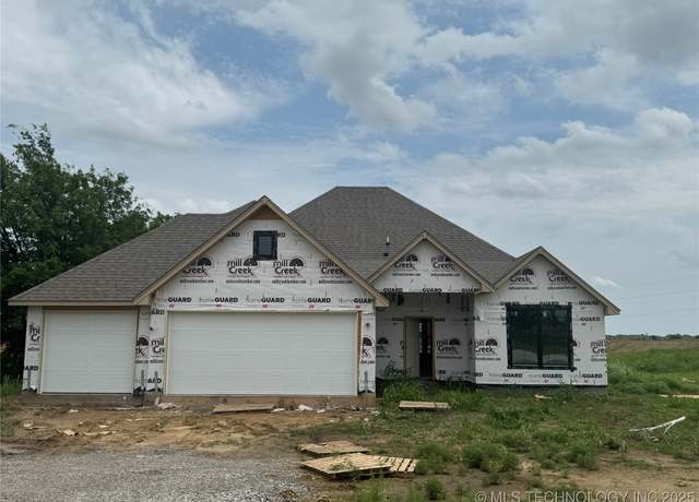Property at 14045 N 54th EastAvenue, Collinsville, OK 74021, 3 beds, 2 baths