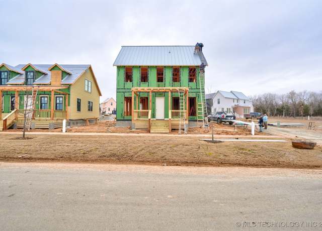 Property at 39 Lower Greenway, Carlton Landing, OK 74432, 3 beds, 2.5 baths