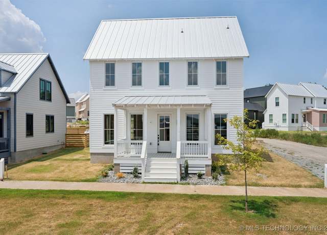 Property at 39 Lower Greenway, Carlton Landing, OK 74432, 3 beds, 2.5 baths