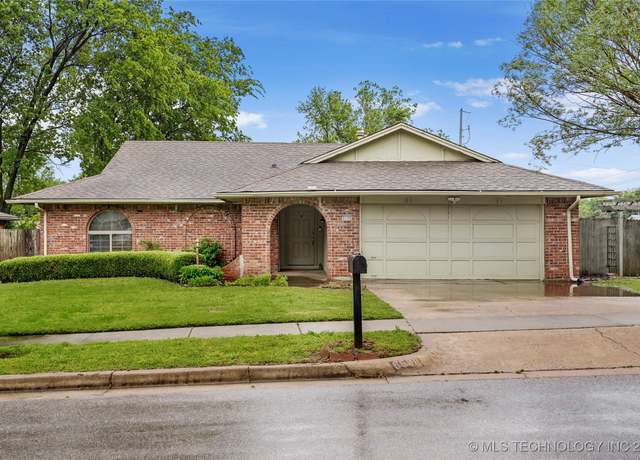 Property at 6508 E 74th St, Tulsa, OK 74133, 3 beds, 2 baths