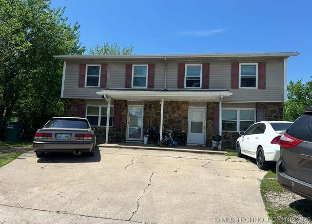 Property at 11318 N 112th East Ave, Owasso, OK 74055, 3 beds, 1.5 baths