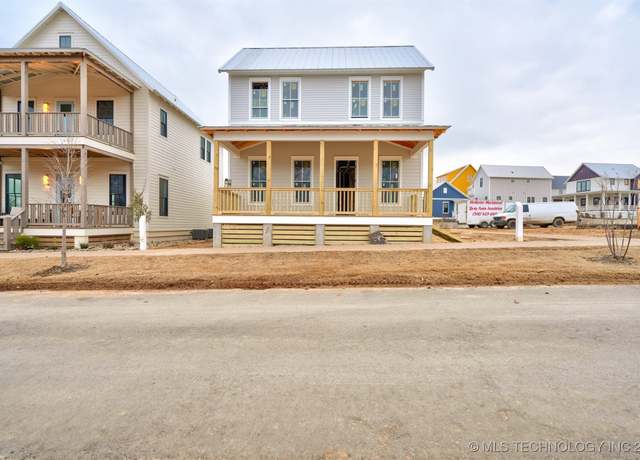 Property at 38 Hill St Unit A, Carlton Landing, OK 74432, 2 beds, 1.5 baths