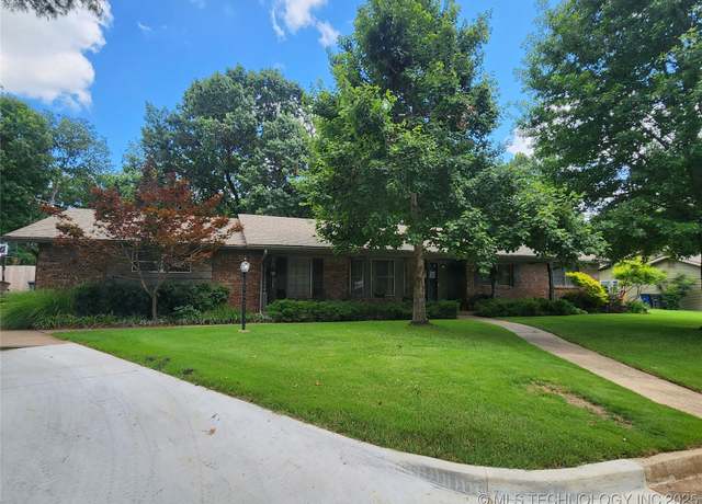 Property at 5135 S Marion Pl, Tulsa, OK 74135, 3 beds, 2 baths
