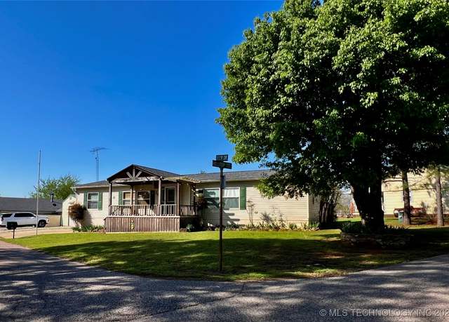 Property at 14 Deer Dr, Mead, OK 73449, 3 beds, 2 baths