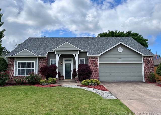 Property at 6816 E 79th St, Tulsa, OK 74133, 4 beds, 2.5 baths