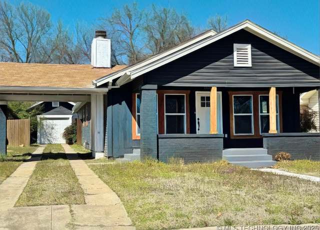 Property at 1317 3rd Ave SW, Ardmore, OK 73401, 3 beds, 2 baths
