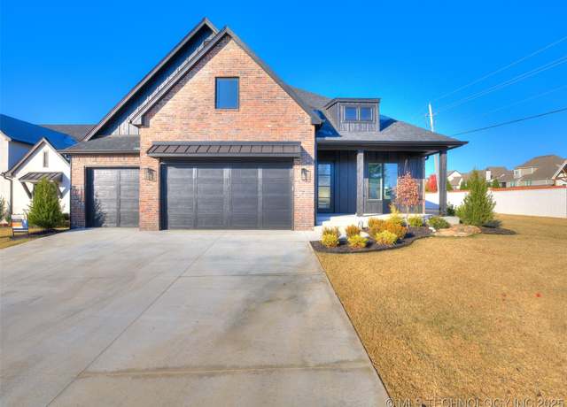 Property at 11212 S Fir Ave W, Jenks, OK 74037, 4 beds, 3.5 baths