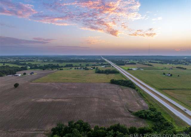 Property at 1 E State Hwy 51 Hwy, Coweta, OK 74429