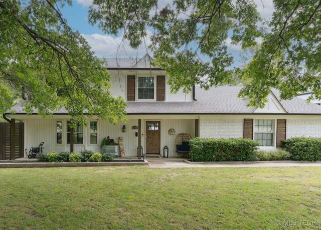 Property at 17701 E 93rd St, Owasso, OK 74055, 4 beds, 2.5 baths