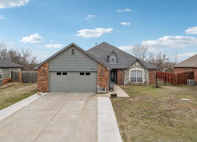 Property at 10709 E 122nd St, Collinsville, OK 74021, 3 beds, 2 baths
