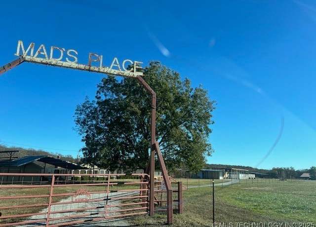 Property at 376 Lotoroc Ranch Rd, Barnsdall, OK 74002, 2 beds, 2.5 baths