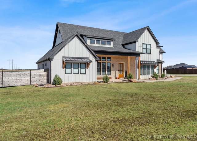Property at 19 Conner Way, Calera, OK 74730, 4 beds, 3.5 baths