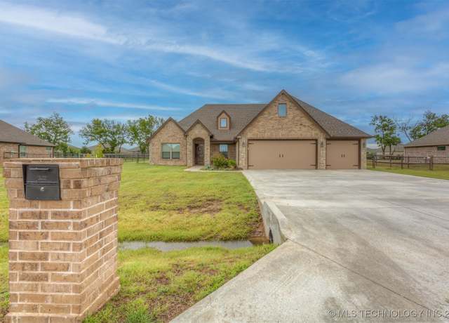 Property at 14255 N 72nd EastAvenue, Collinsville, OK 74021, 4 beds, 2.5 baths
