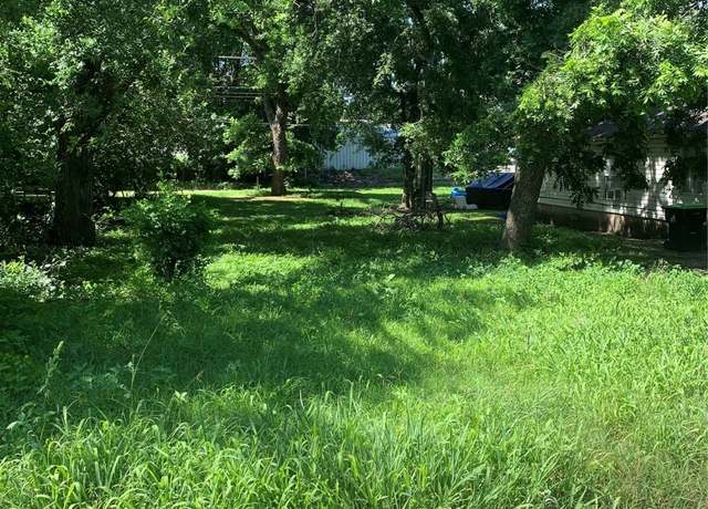 Property at 823 E Corona St, Ada, OK 74820