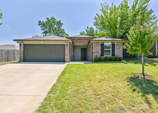 Property at 3009 N 24th WestAvenue, Tulsa, OK 74127, 3 beds, 2 baths