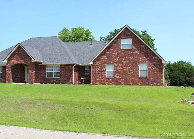 Property at 99 Eagle Dr, Sand Springs, OK 74063, 4 beds, 3.5 baths