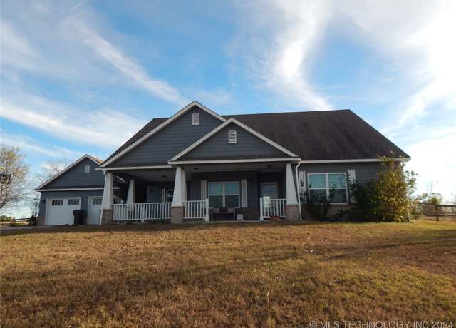 Property at 2270 E 154th St, Skiatook, OK 74070, 4 beds, 2 baths