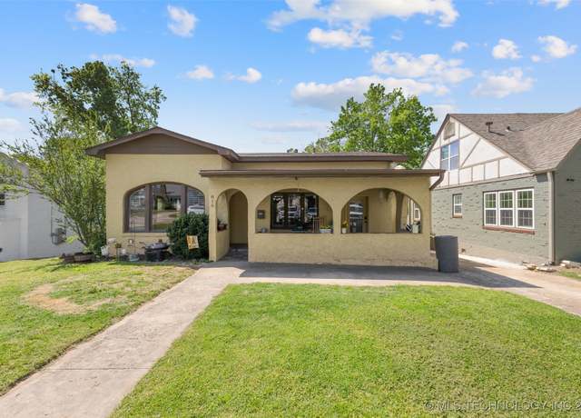 Property at 819 E 17th St, Ada, OK 74820, 4 beds, 4.5 baths