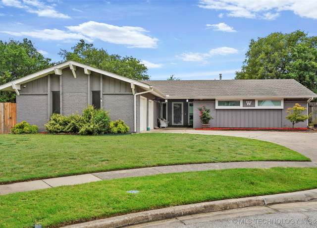 Property at 7630 E 54th Pl, Tulsa, OK 74145, 4 beds, 2 baths