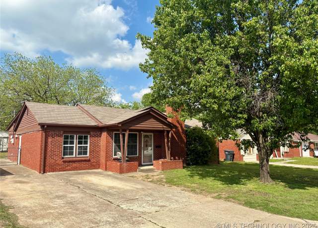 Property at 425 Cottonwood St, Ardmore, OK 73401, 4 beds, 2 baths