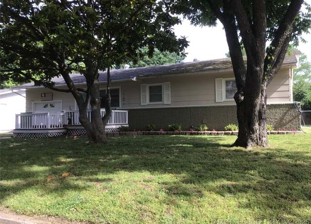 Property at 313 SE 15th St, Pryor, OK 74361, 3 beds, 1 bath