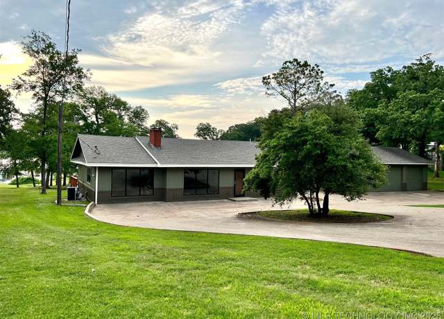 Property at 6800 Magnolia Dr, Kingston, OK 73439, 3 beds, 2 baths
