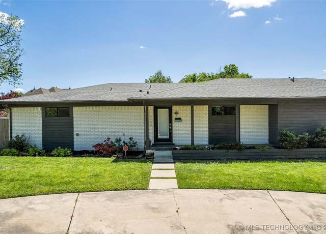 Property at 3130 E 47th St, Tulsa, OK 74105, 4 beds, 3.5 baths