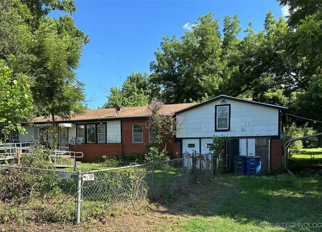 Property at 4950 E 41st St N, Tulsa, OK 74115, 2 beds, 1 bath