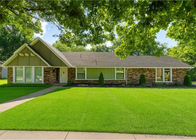 Property at 6905 S Redbud Ave, Broken Arrow, OK 74011, 3 beds, 2 baths