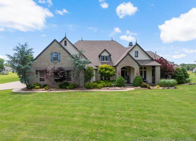 Property at 14444 S 248th EastAvenue, Coweta, OK 74429, 5 beds, 5 baths