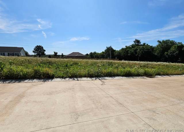 Property at 1910 N Everly Dr, Tahlequah, OK 74464