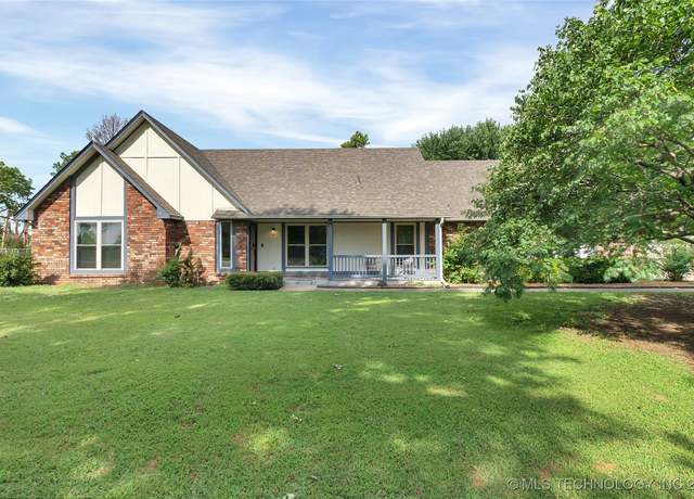 Property at 8110 N 170th EastAvenue, Owasso, OK 74055, 4 beds, 2.5 baths
