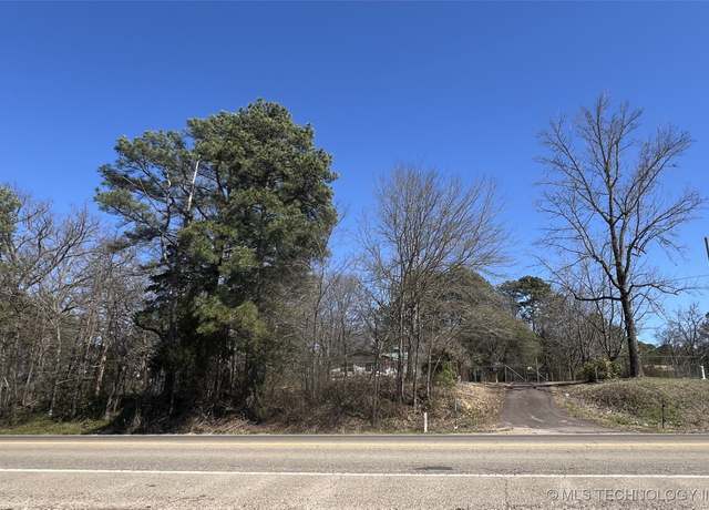 Property at 1822 N Us Hwy 259, Broken Bow, OK 74728, 3 beds, 2 baths