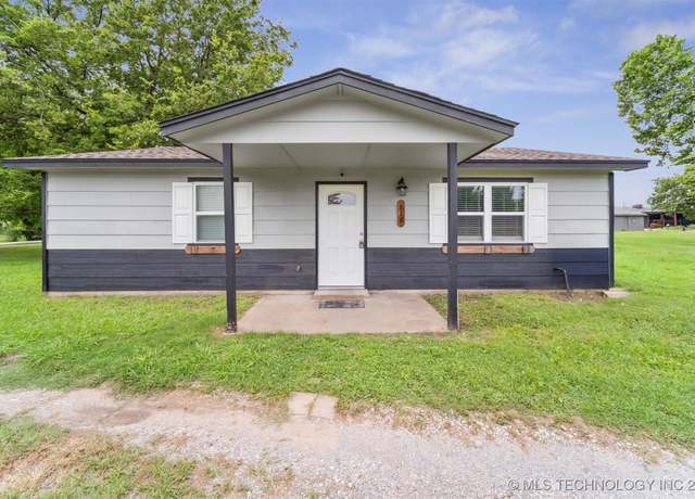Property at 826 N Owalla Ave, Claremore, OK 74017, 2 beds, 1 bath