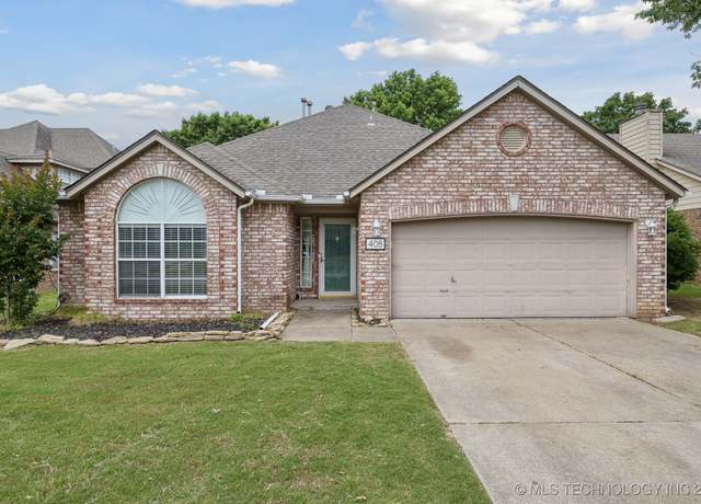 Property at 408 S Tamarack Ave, Broken Arrow, OK 74012, 3 beds, 2 baths